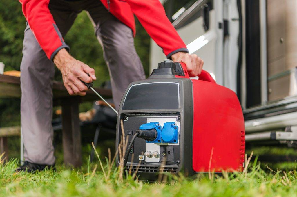 Firing Up Gas Powered Portable Inverter Generator